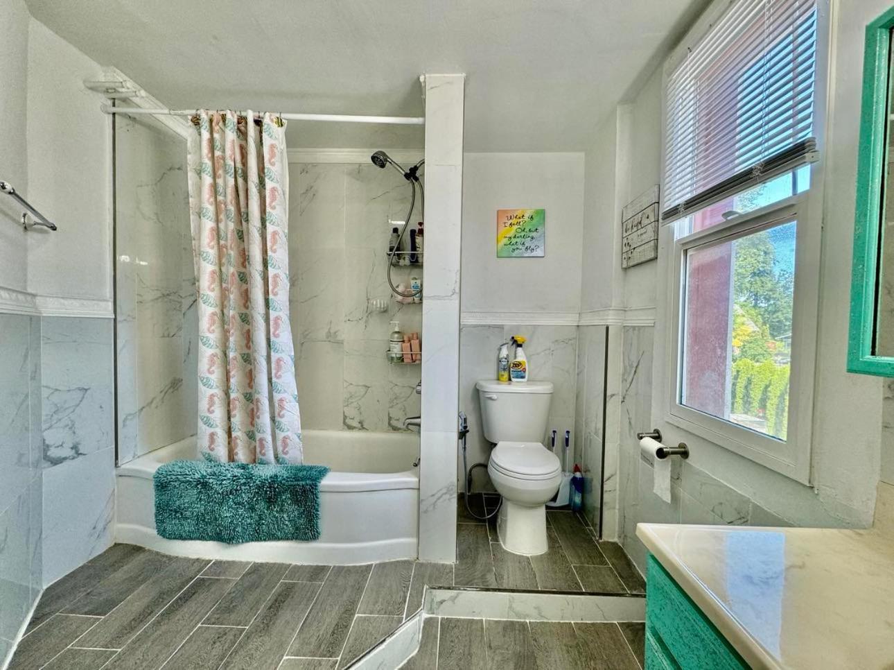 Cozy Private Room With Shared Bathroom On The 1St Floor - Conveniently Located Near Seatac Airport And Downtown Seattle Exterior photo